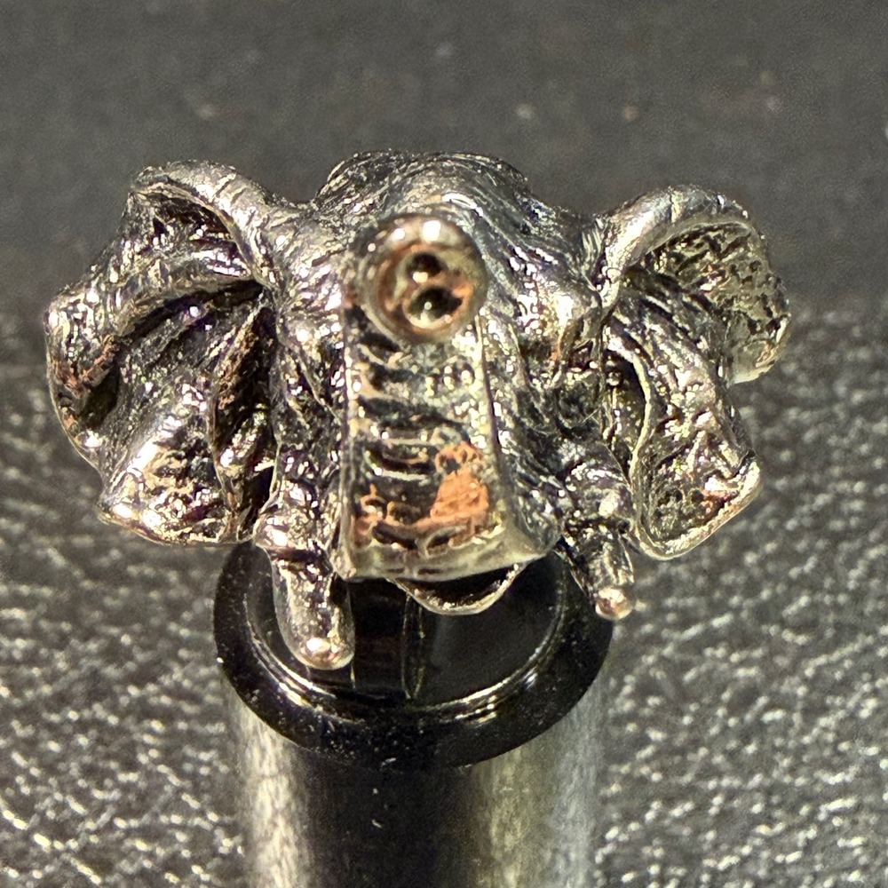Vintage Silver Tone Elephant Head Statement Ring Textured Lucky Trunk Size 7.5